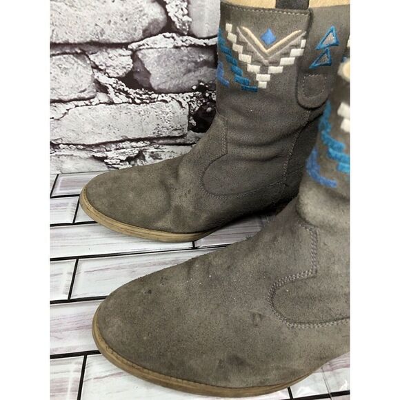 Anthropologie Howsty Gray Suede Western Heel Ankle Boots Women’s Sz 39EU/8.5M US - Picture 7 of 16